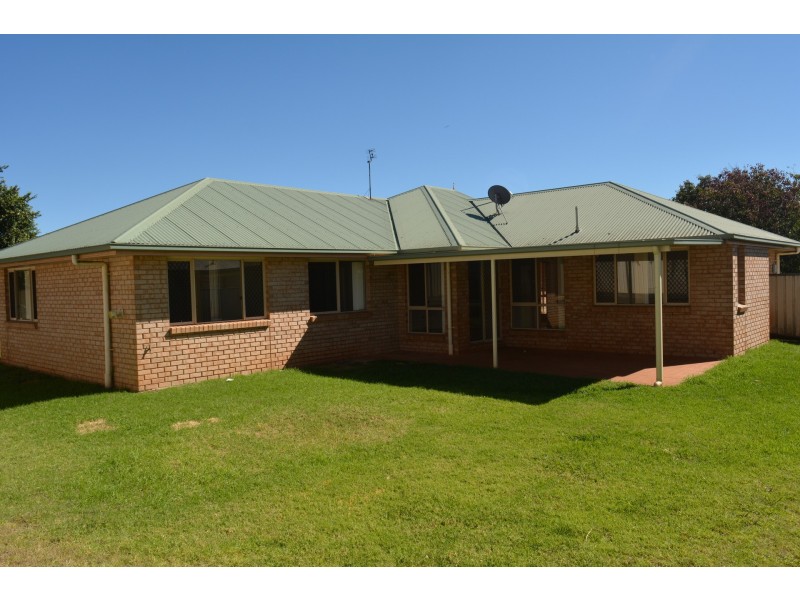 20 Mengel Court, Middle Ridge QLD 4350