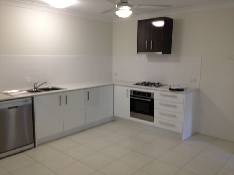 7a Bishop Street, Cambooya QLD 4358