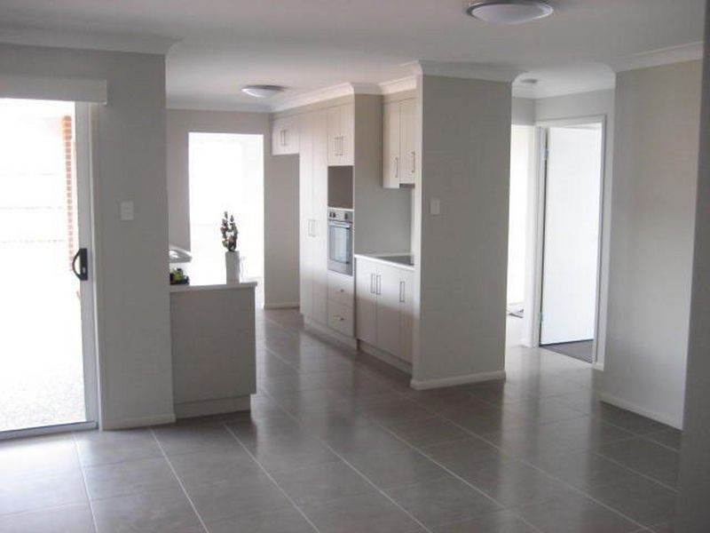 5 Kurrawa Crescent, Glenvale QLD 4350