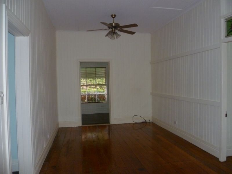 4 Prospect Street, North Toowoomba QLD 4350