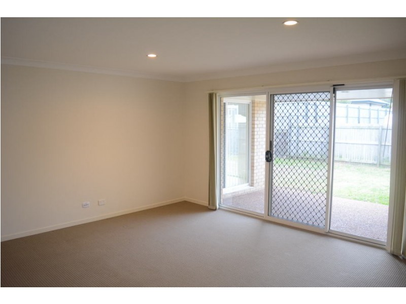 1 Gaudron Close, Wilsonton Heights QLD 4350