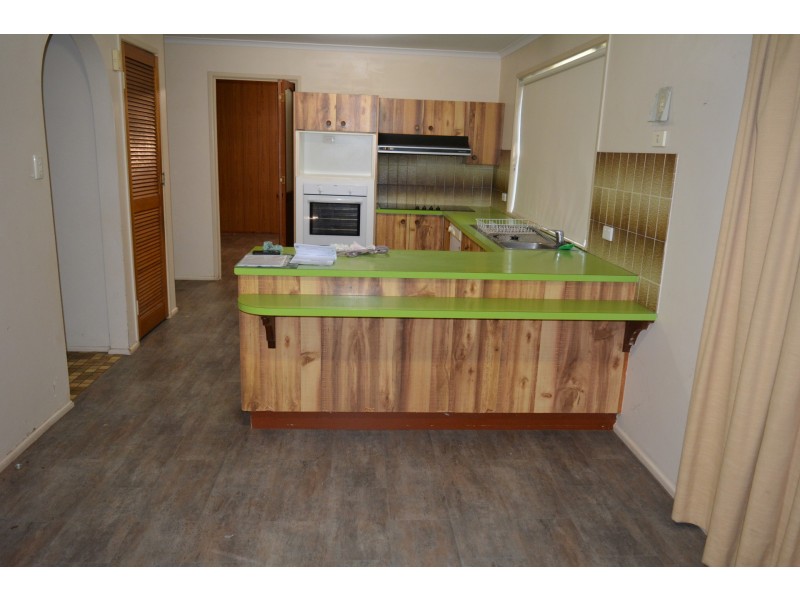 43 Agnes Street, Centenary Heights QLD 4350