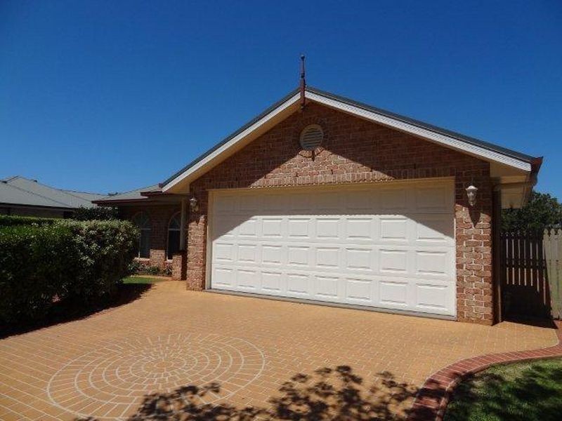 14 Elvery Court, Middle Ridge QLD 4350