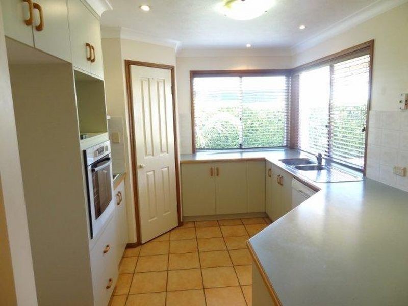 14 Elvery Court, Middle Ridge QLD 4350