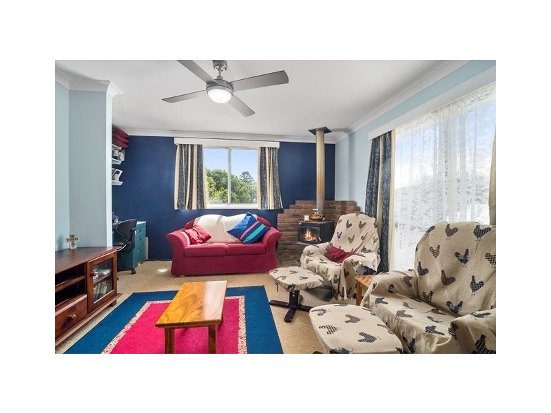 53 Hillview Avenue, Newtown QLD 4350