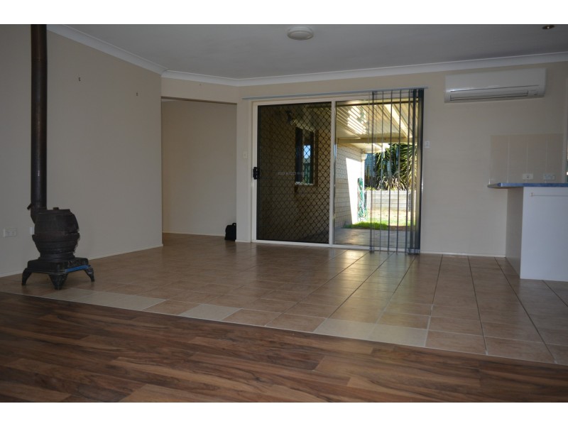 8 Maguire Court, Harristown QLD 4350