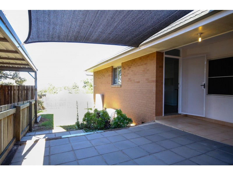 2/39 Barrymount Crescent, Mount Lofty QLD 4350