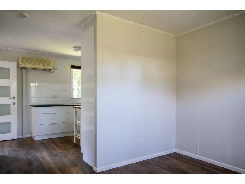 2/39 Barrymount Crescent, Mount Lofty QLD 4350