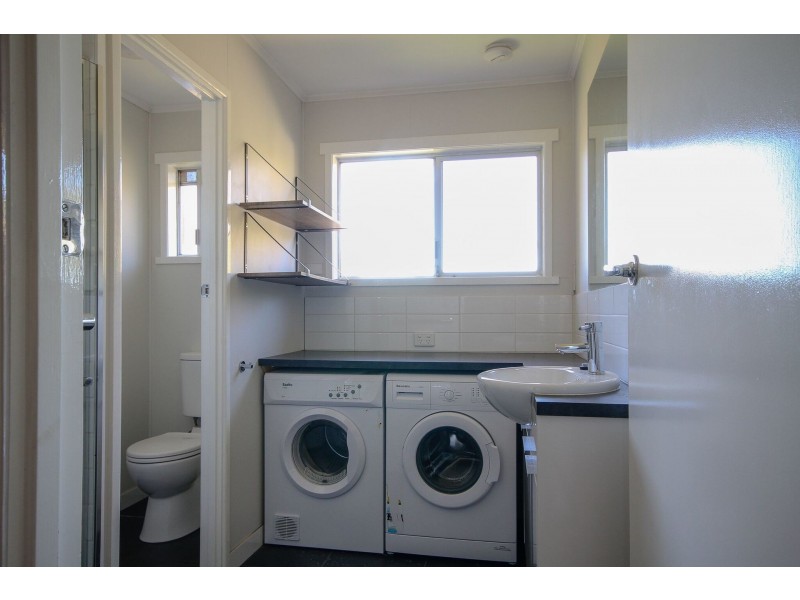 2/39 Barrymount Crescent, Mount Lofty QLD 4350