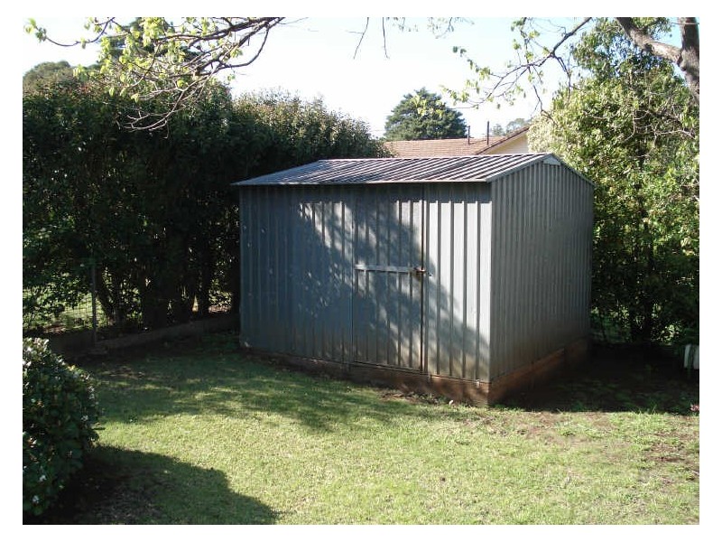 24 Mary Street, Mount Lofty QLD 4350