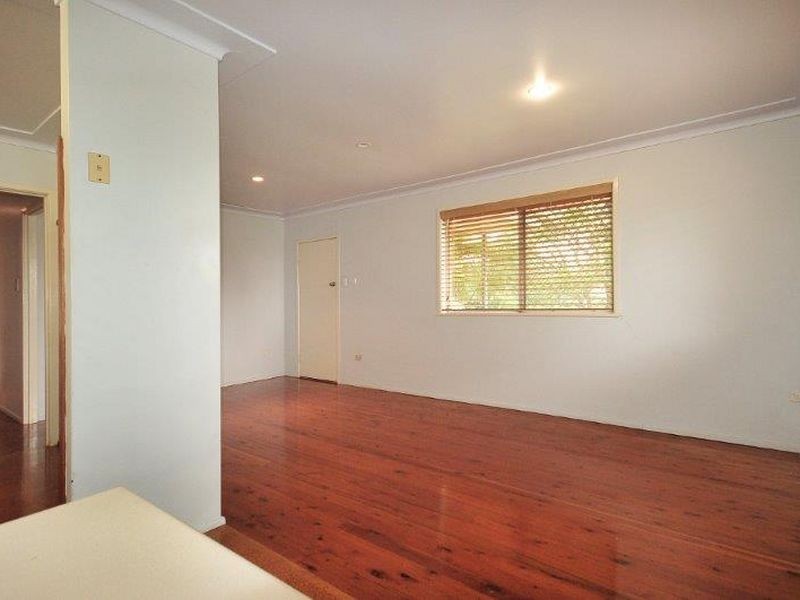 4 Teesdale Avenue, Newtown QLD 4350