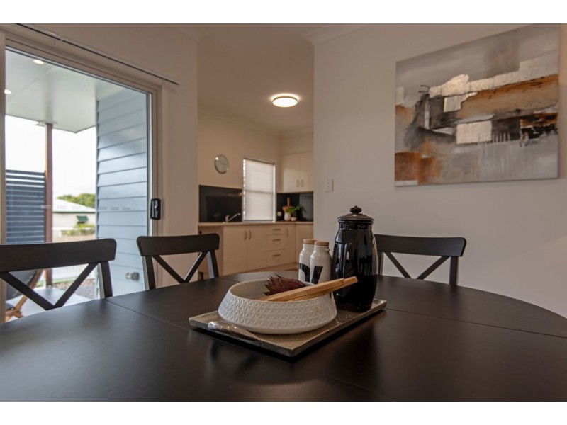 1/11 Helen Street, Newtown QLD 4350