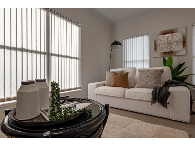 1/11 Helen Street, Newtown QLD 4350