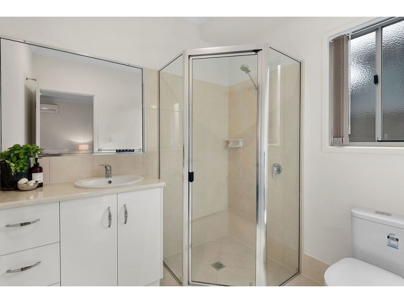 1/11 Helen Street, Newtown QLD 4350