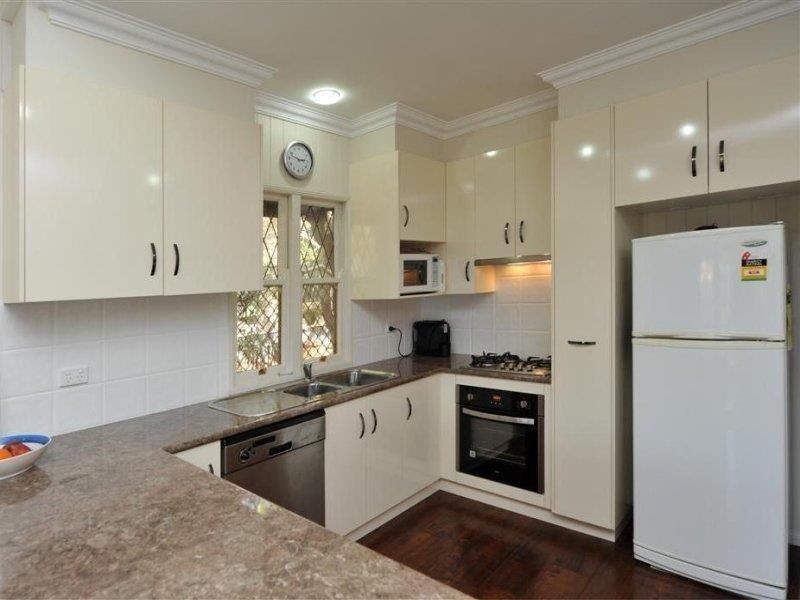 63 Alford Street, Mount Lofty QLD 4350