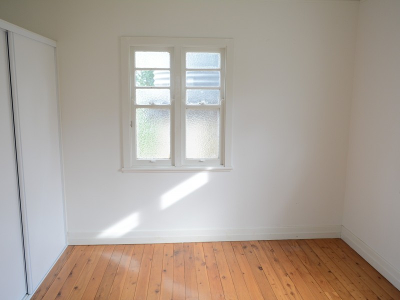 32 Avondale Street, Newtown QLD 4350