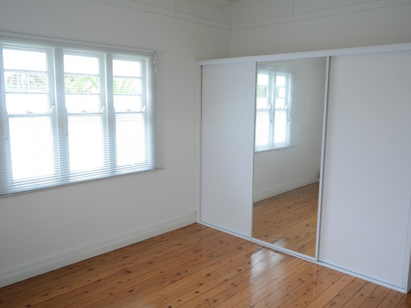 32 Avondale Street, Newtown QLD 4350