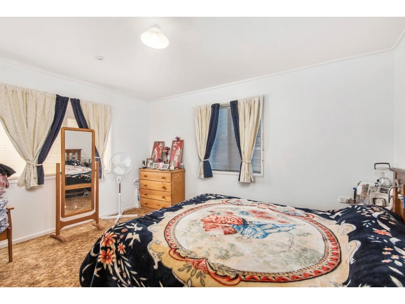 4 Holberton Street, Rockville QLD 4350