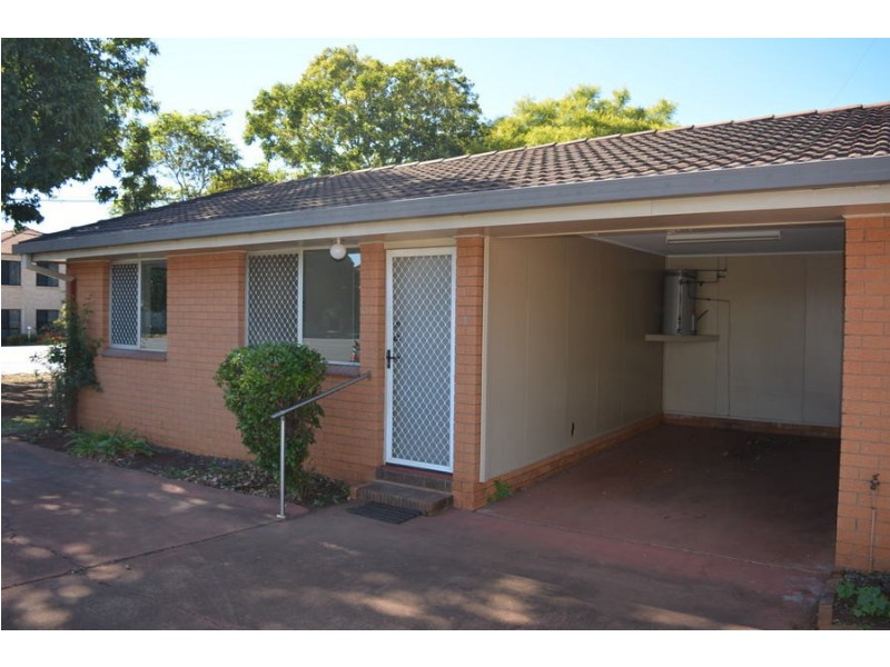 1/420 Tor Street, Newtown QLD 4350