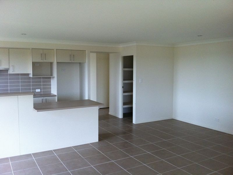 25 Trevean Drive, Kleinton QLD 4352