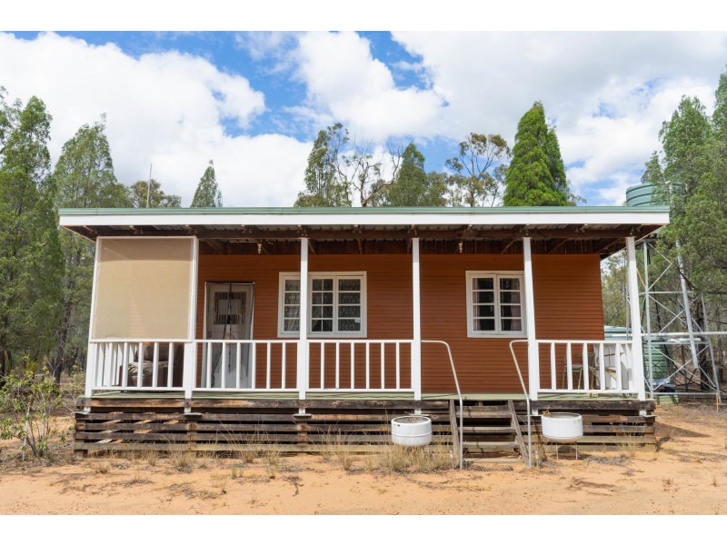 9 Bloodwood Avenue, Millmerran Woods QLD 4357