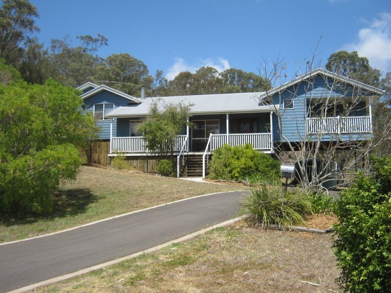 6 Echidna Street, Blue Mountain Heights QLD 4350
