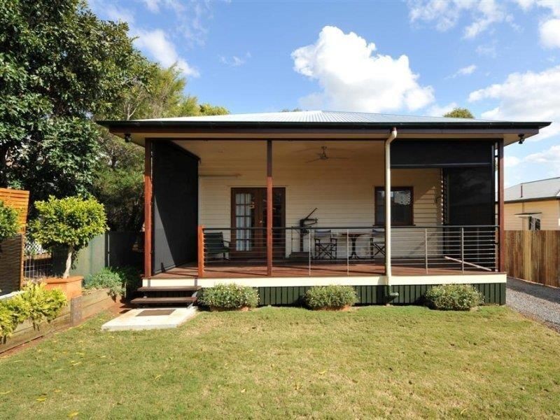 63 Alford Street, Mount Lofty QLD 4350