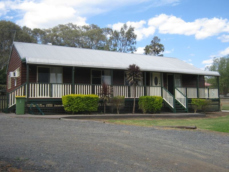 24 Manor Street, Drayton QLD 4350