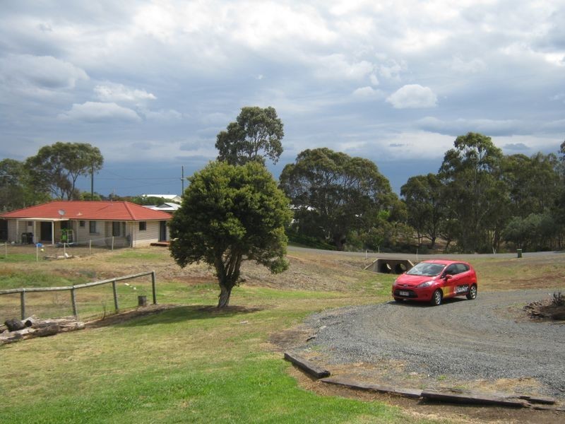 24 Manor Street, Drayton QLD 4350