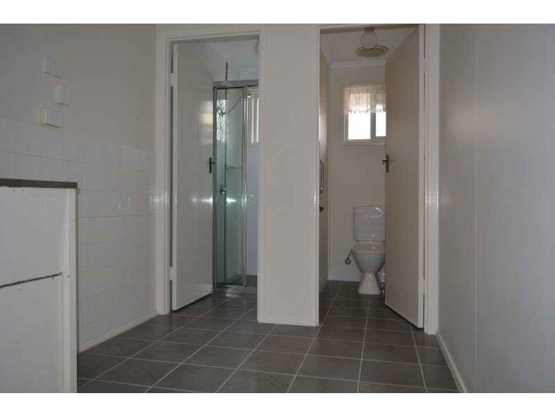 8 Gunn Street, Kearneys Spring QLD 4350