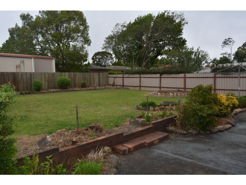 8 Gunn Street, Kearneys Spring QLD 4350