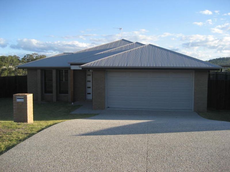 12 Kurrawa Crescent, Glenvale QLD 4350