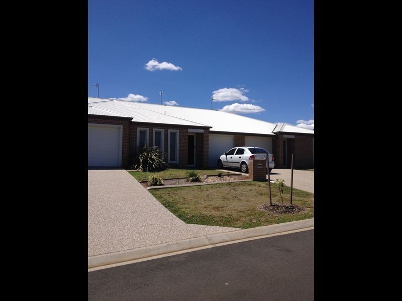 2/37 Croydon Street, Harristown QLD 4350