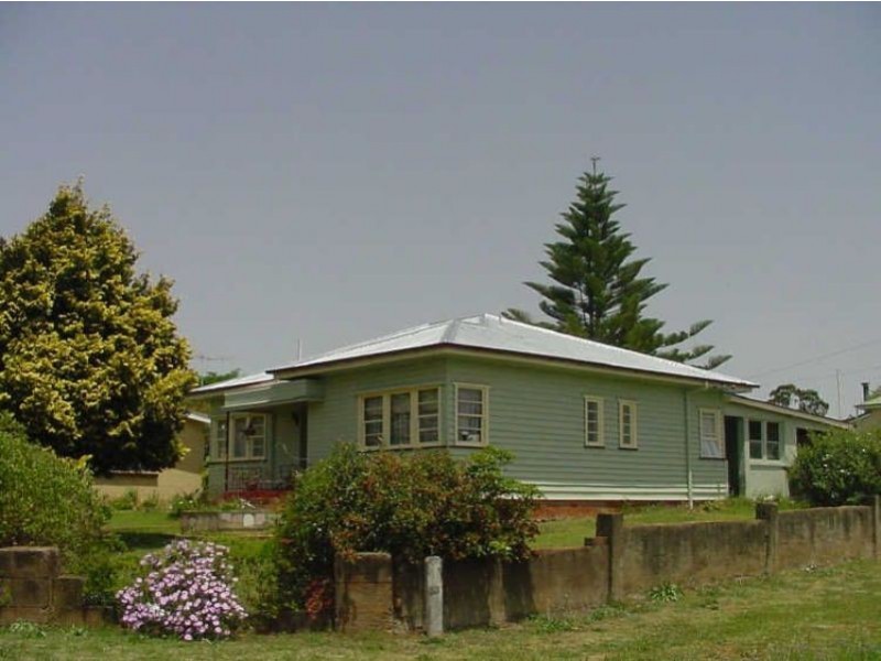 2 Violet Street, Harristown QLD 4350