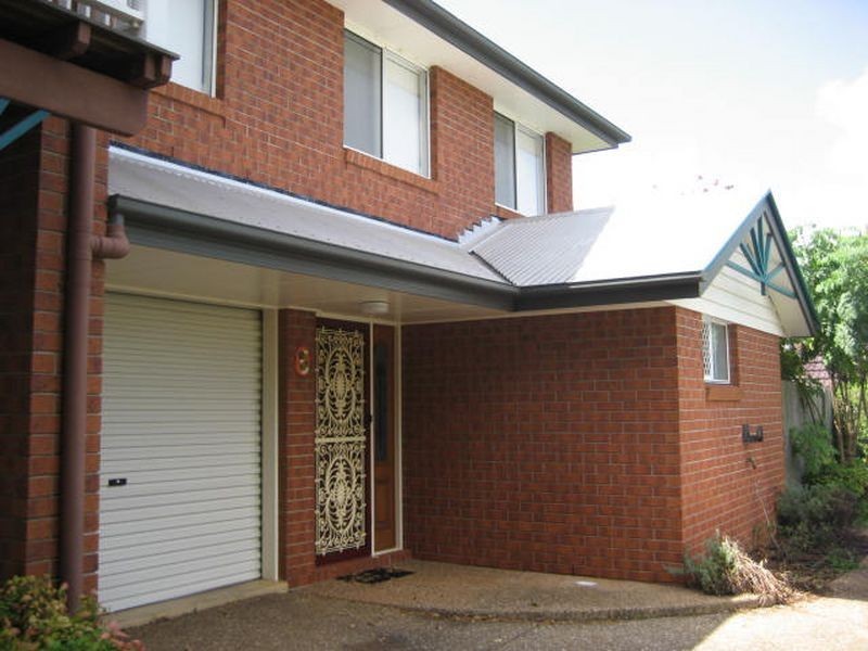 5/8 Bruce Street, East Toowoomba QLD 4350