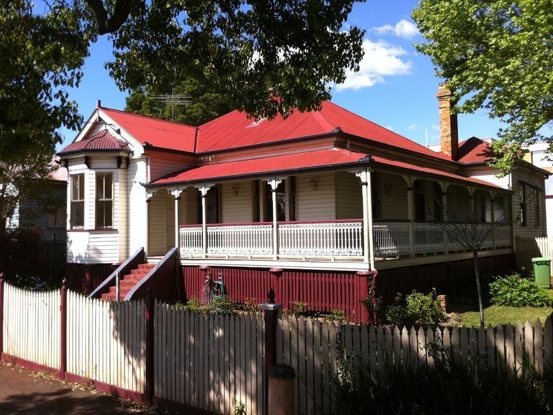 37 Godsall Street, East Toowoomba QLD 4350