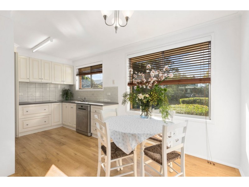 13 Doherty Street, Rockville QLD 4350