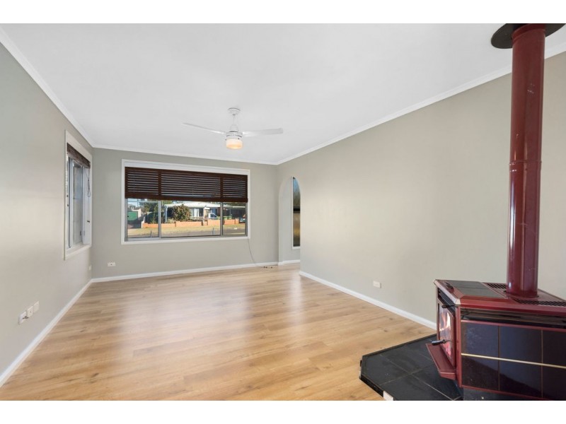 13 Doherty Street, Rockville QLD 4350