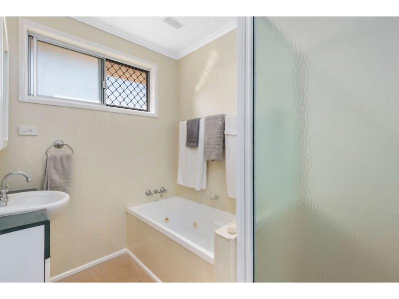 13 Doherty Street, Rockville QLD 4350