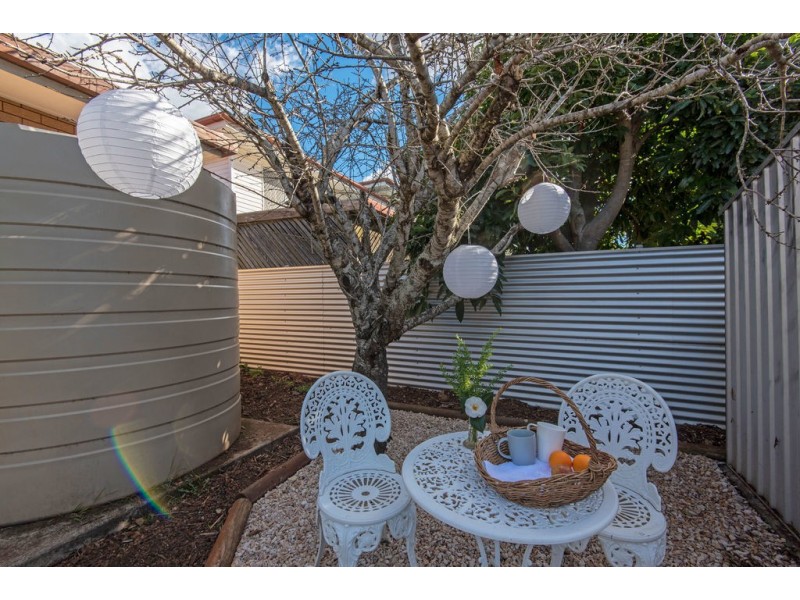 13 Doherty Street, Rockville QLD 4350