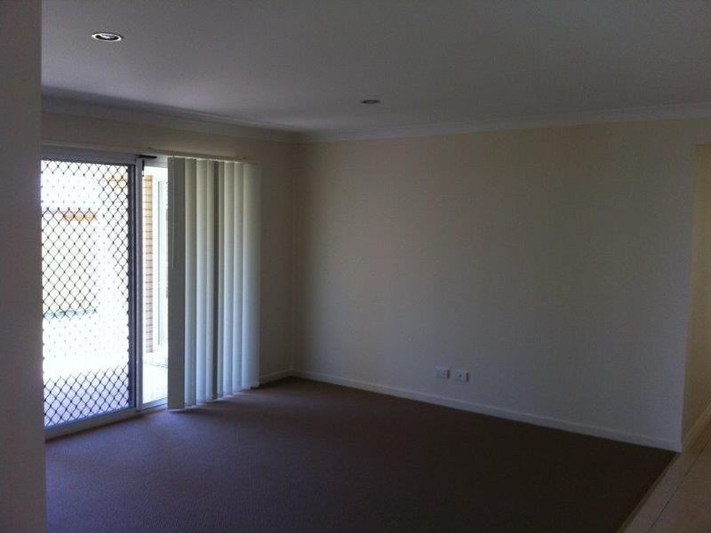 4 Mountain View Drive, Oakey QLD 4401