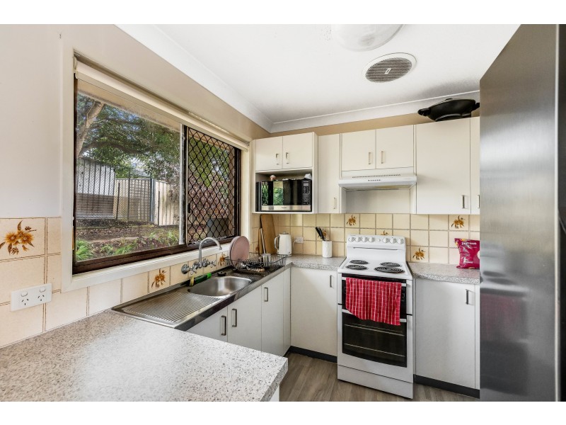 1 & 2/13 Agnes Street, Centenary Heights QLD 4350
