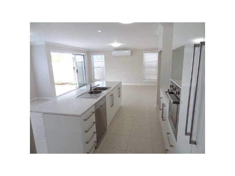 1/16 Rivett Street, South Toowoomba QLD 4350