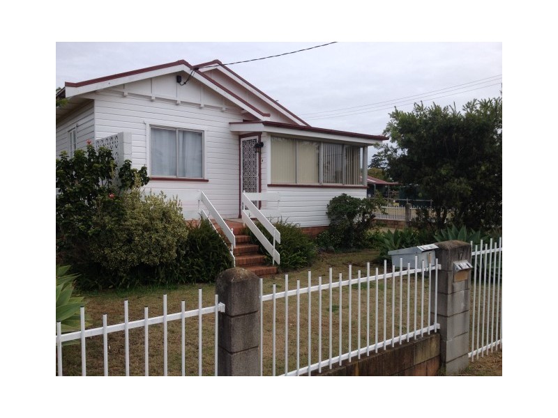 17 Merritt Street, Harristown QLD 4350