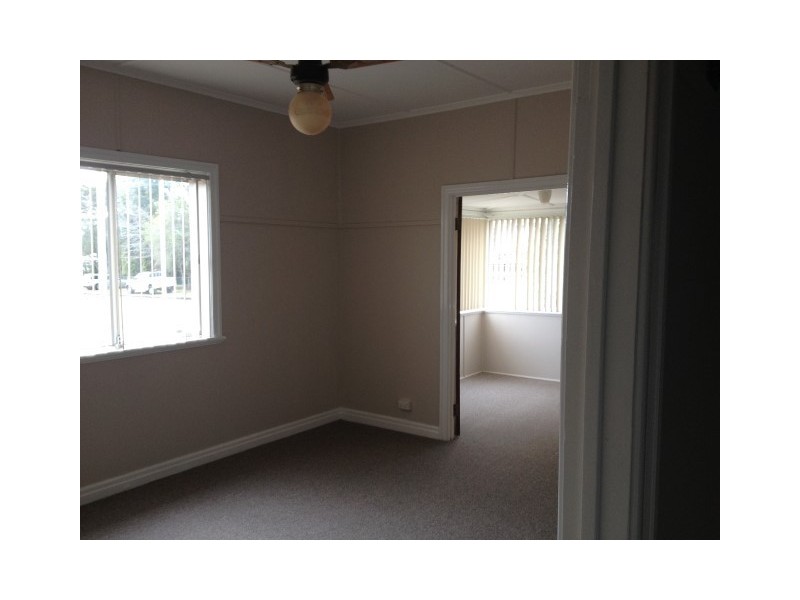 17 Merritt Street, Harristown QLD 4350