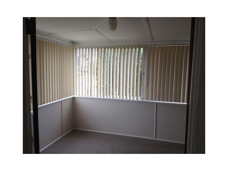 17 Merritt Street, Harristown QLD 4350