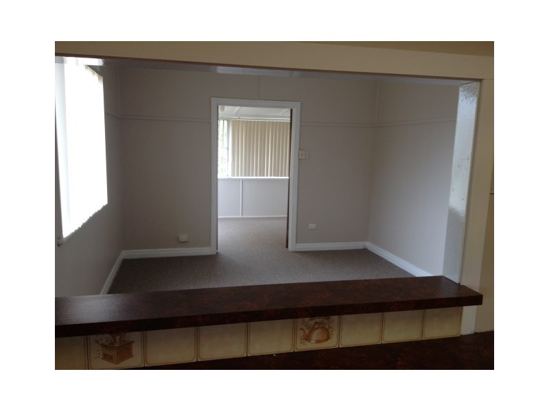 17 Merritt Street, Harristown QLD 4350