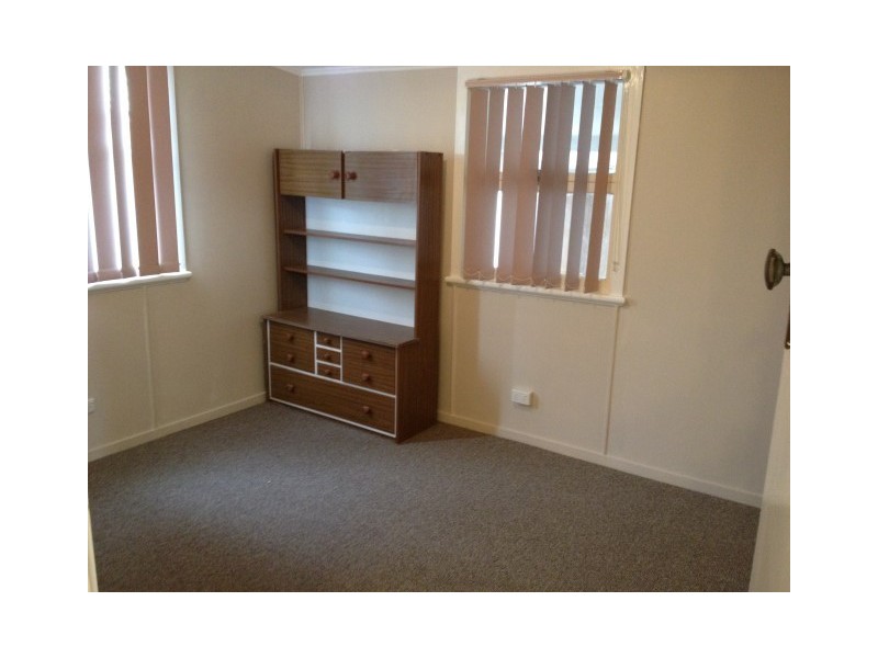 17 Merritt Street, Harristown QLD 4350