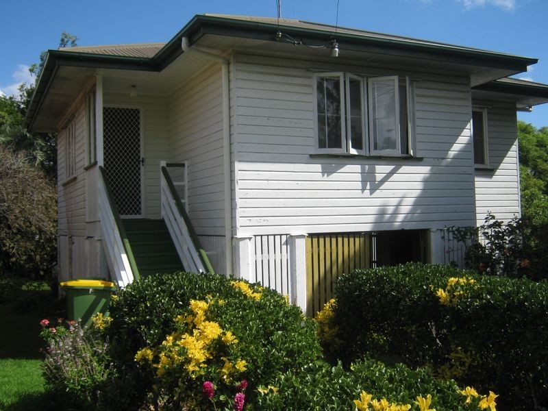 4 Murray Street, North Toowoomba QLD 4350