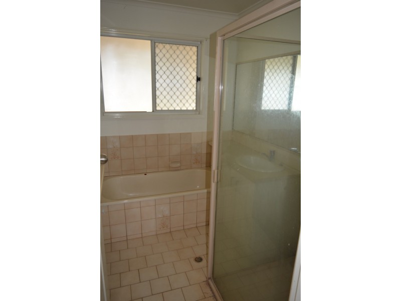 31 Kurrajong Street, Newtown QLD 4350